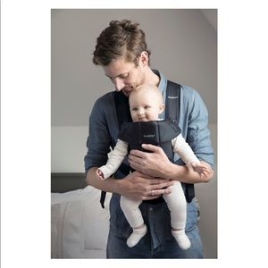 babybjorn baby carrier mini